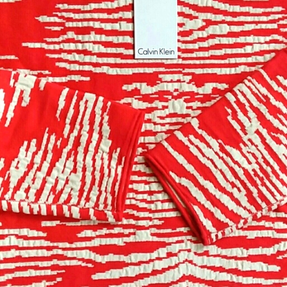 CALVIN KLEIN crew neck top NWT - Picture 5 of 6